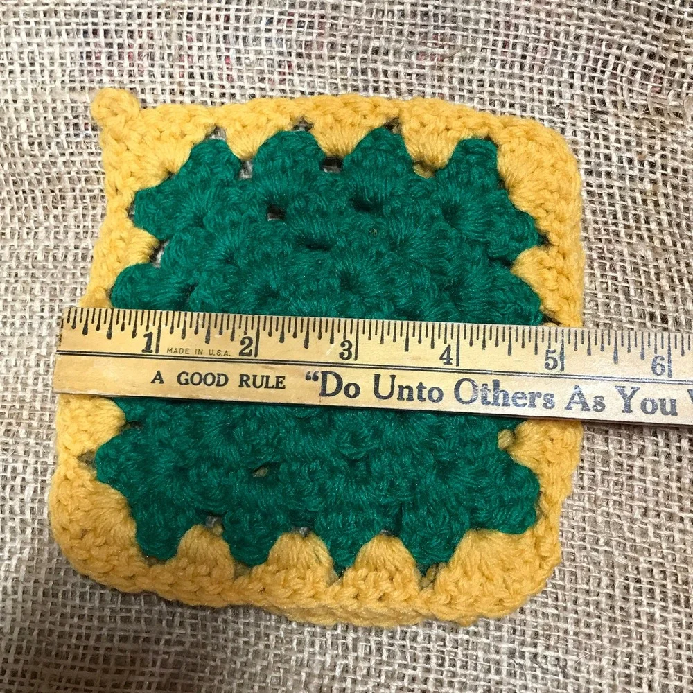 Vintage Crochet Hot Pads:‎ Handmade Colorful Square Trivets, Set of 3